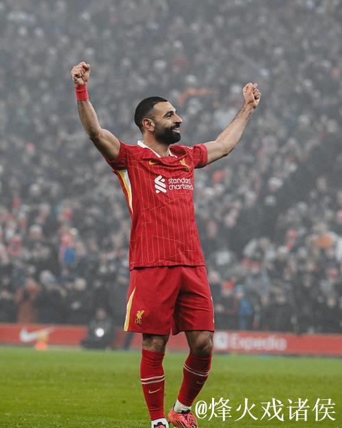 足坛风云变幻:萨拉赫登顶英超,巴萨七连胜领跑,阿森纳绝杀 足坛风云变幻:萨拉赫登顶英超,巴萨七连胜领跑,阿森纳绝杀